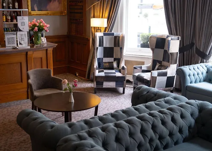 Gem Strathmore Hotel