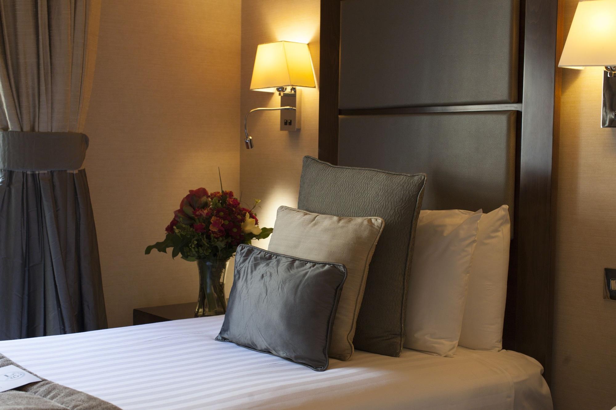 Gem Strathmore Отель 4*